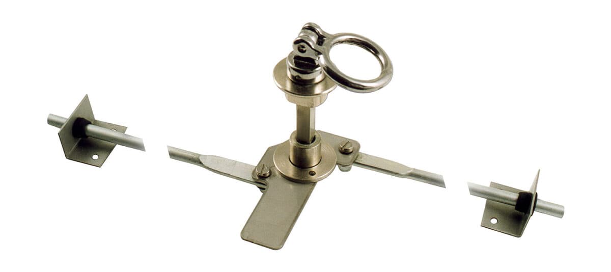 Lever lock with 3 locking points, 2 rods and 2 rod’s holders - Image 1
